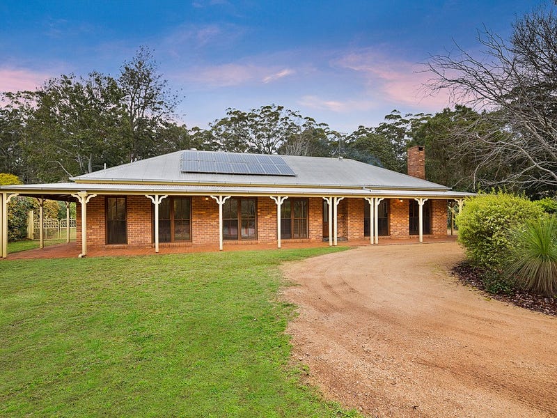 15 Ninderry Drive, Highfields, Qld 4352 Property Details