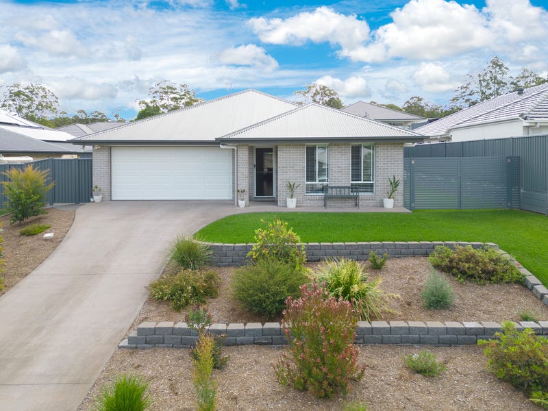 26 Hidden Valley Circuit, Chilcotts Grass, NSW 2480