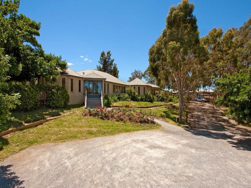 24 Victoria Road, Lilydale, VIC 3140