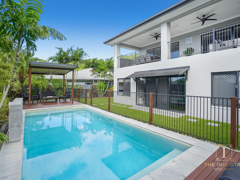 6 Buckinghamia Close, Redlynch, QLD 4870