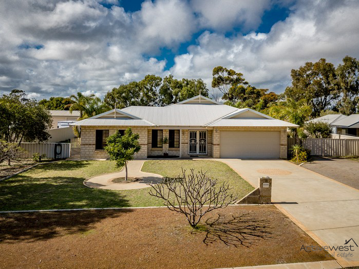 15 Foxglove Place, Strathalbyn, WA 6530 Property Details