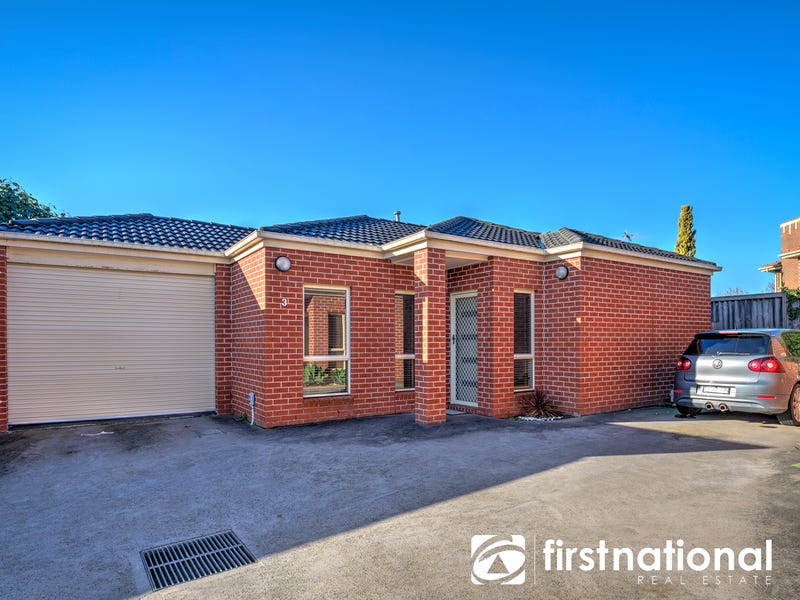 3/4244 Inglis Road, Berwick, Vic 3806 Property Details