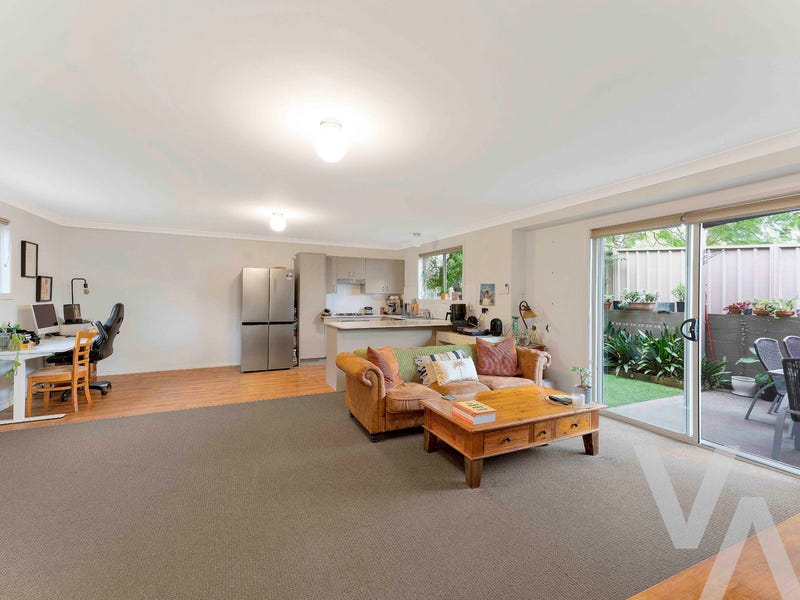 2/43 Harriet Street, Waratah, NSW 2298 Townhouse for Sale