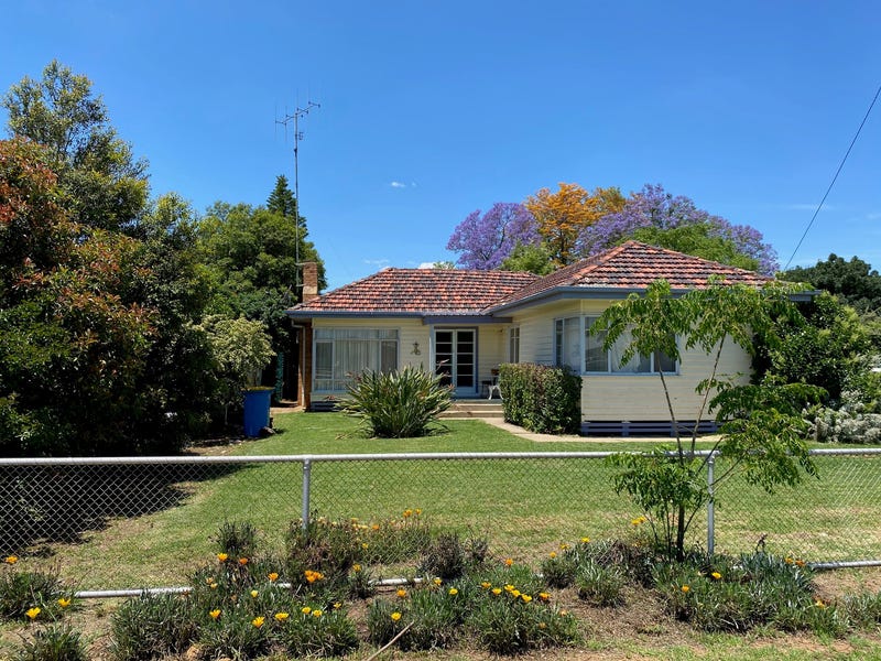 88 Coree Street, Finley, NSW 2713 House for Sale