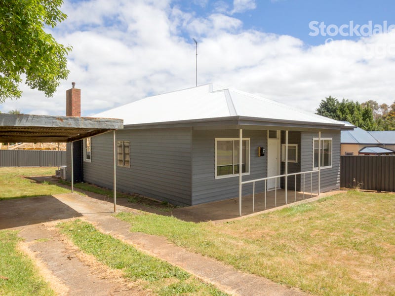 35 Young Street, Leongatha, VIC 3953