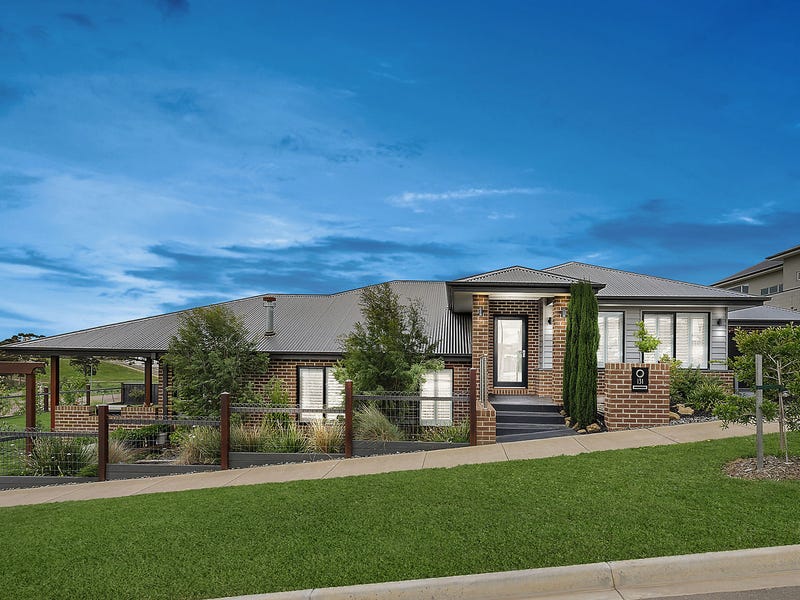 131 Stoneleigh Crescent, Highton, Vic 3216 Property Details