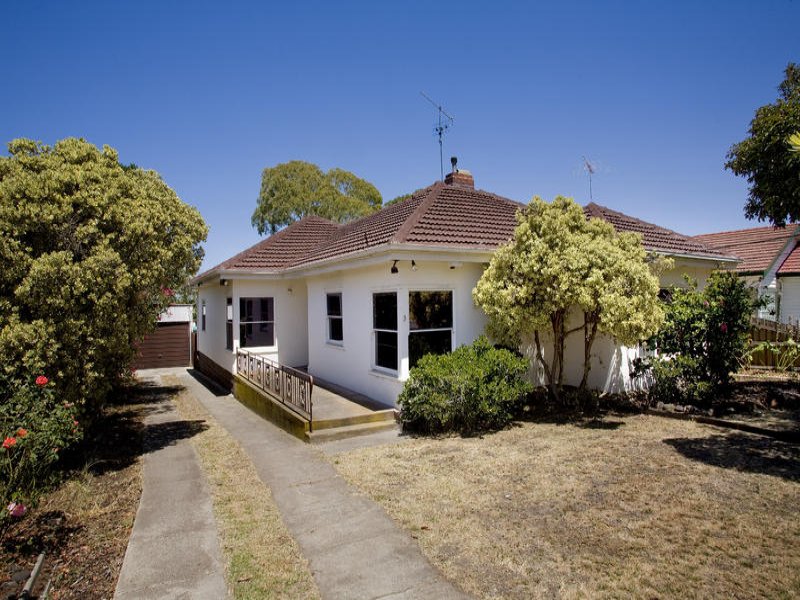 3 Fairmont Rd, Newtown, Vic 3220 Property Details