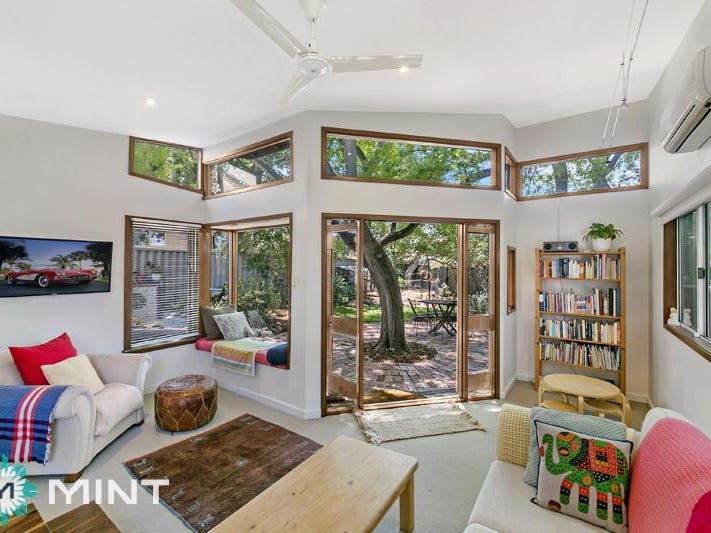 33 Noel Street, Hilton, WA 6163