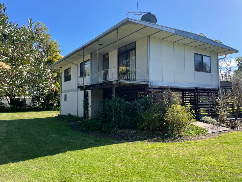 6163 MacIntyre Street, Yetman, NSW 2410 Property Details