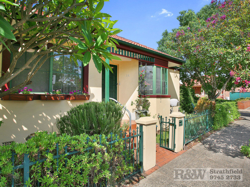 2A QUEEN ST, Croydon, NSW 2132 Property Details