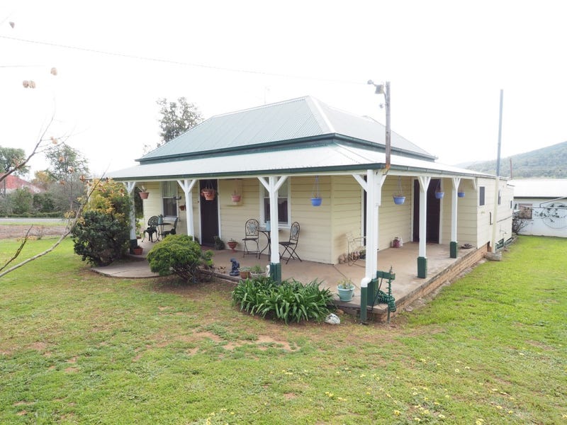 1 Bywong Street, Bingara, NSW 2404 Property Details