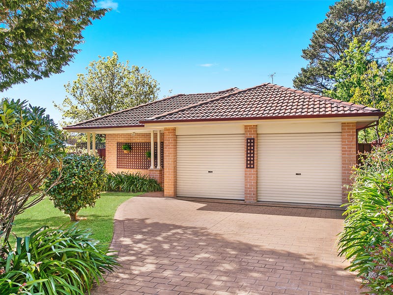 8 Oak Street, Katoomba, NSW 2780 - realestate.com.au