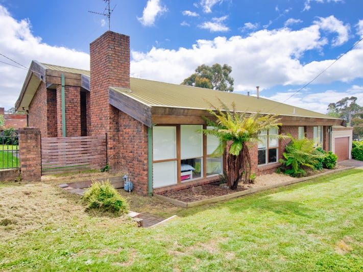 415 Tinworth Avenue, Mount Clear, VIC 3350