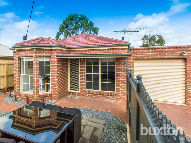 31 Shackleton Street, Belmont, Vic 3216 Property Details