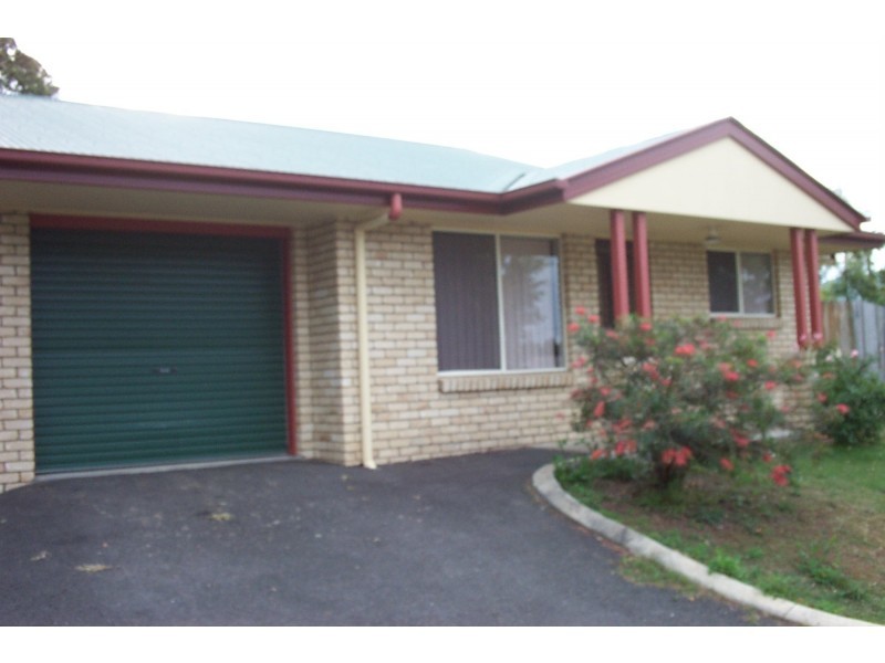 2/12 Street, Woodford, QLD 4514