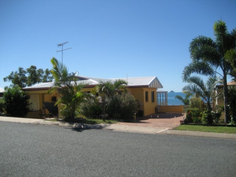 23 Blackcurrant Drive, Hideaway Bay, QLD 4800