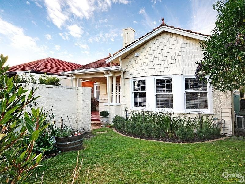 238-neerim-road-carnegie-vic-3163-property-details