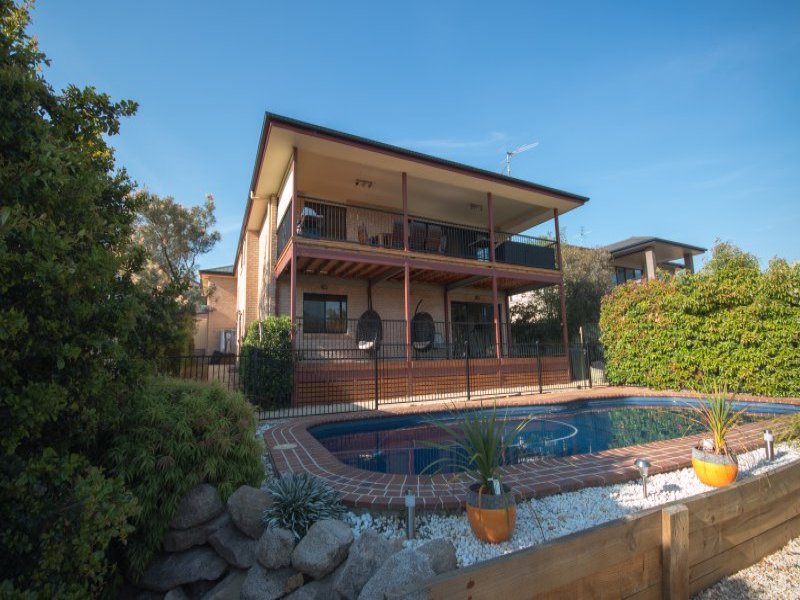 16 Ventnor Drive, North Tamworth, NSW 2340