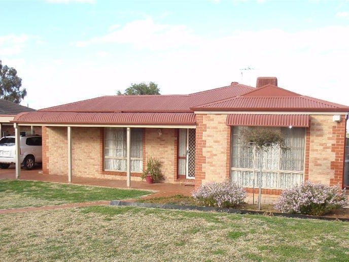 18 Crane Drive, Buronga, NSW 2739 Property Details