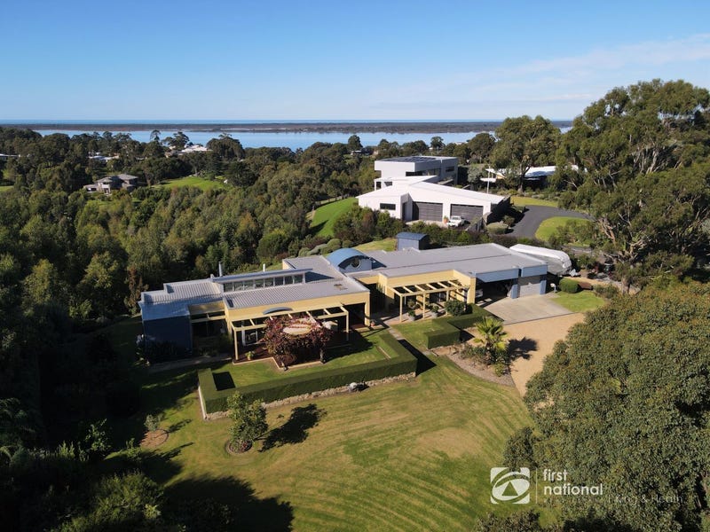 23 Kings Cove Boulevard, Metung, VIC 3904