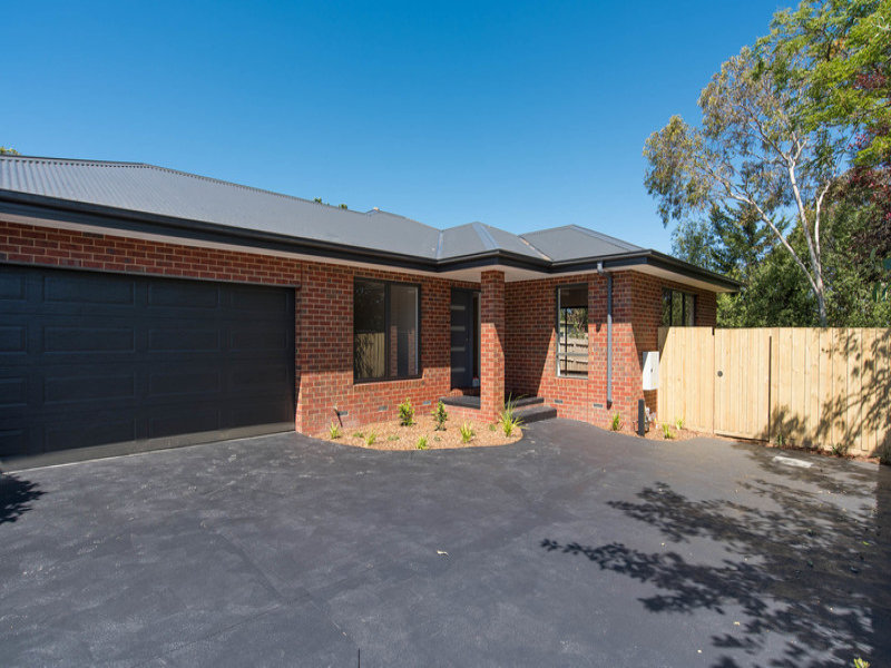 27A Carronvale Road, Mooroolbark, Vic 3138 Property Details