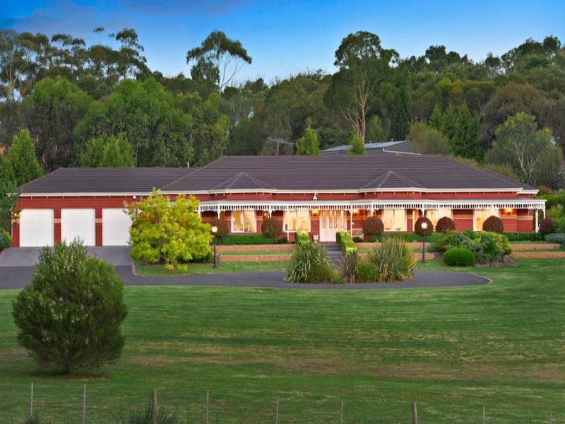 88 Bannons Lane, Yarrambat, Vic 3091 Property Details