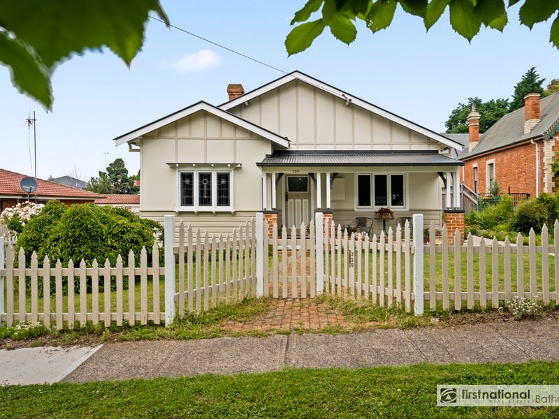 320 Piper Street, Bathurst, NSW 2795