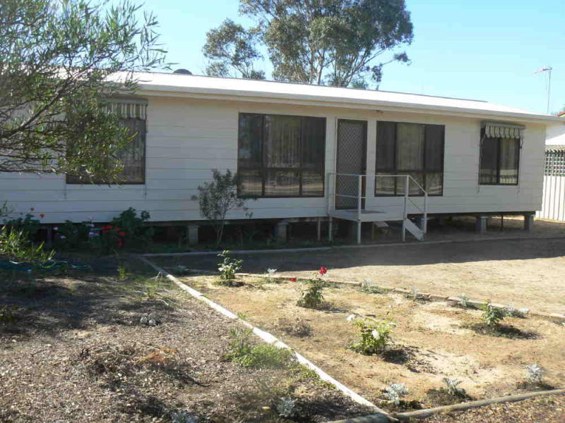33 Oval Terrace, Lameroo, SA 5302 Property Details