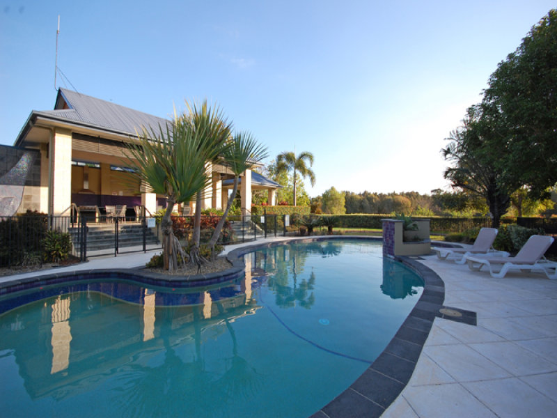 2066/1 The Vistas Drive 'Emerald Lakes', Carrara, Qld 4211 Property