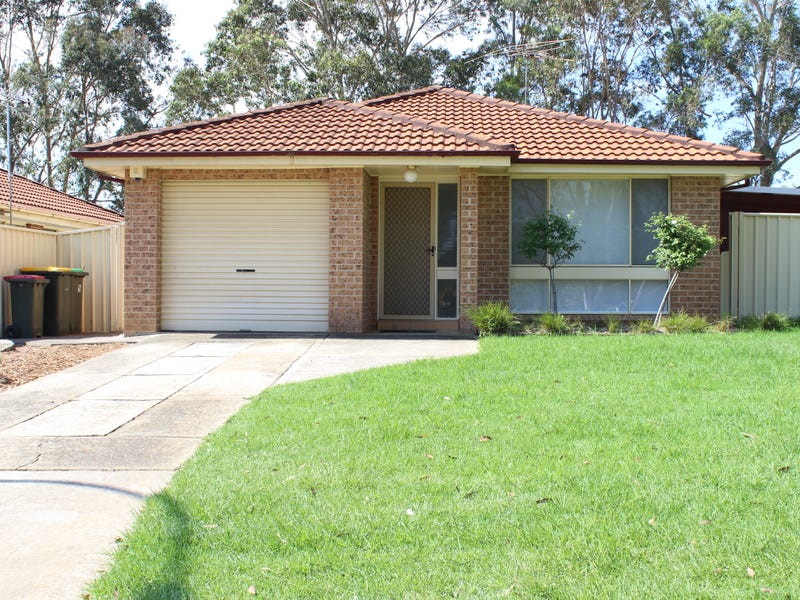 12 Hines Place, Mount Annan, NSW 2567