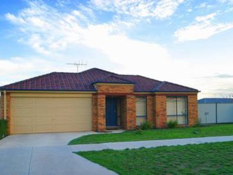 45 Loddon Drive, Taylors Hill, VIC 3037