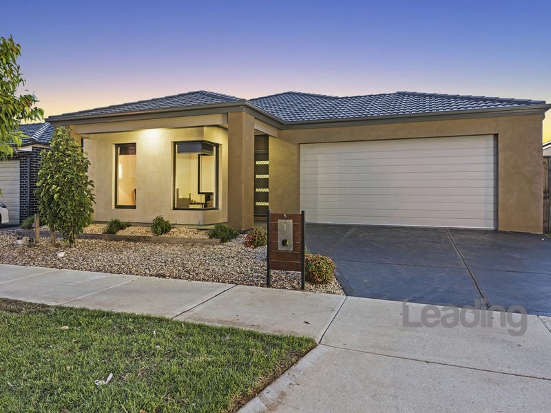 5 Spearys Road, Diggers Rest, VIC 3427