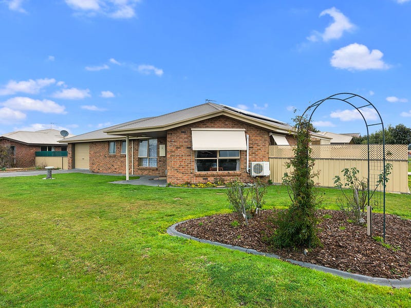 2/120 Bradshaw Street, Latrobe, Tas 7307 Property Details