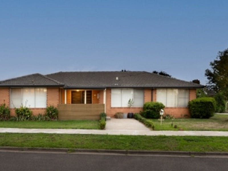 51 Woodstock Drive, Gladstone Park, VIC 3043