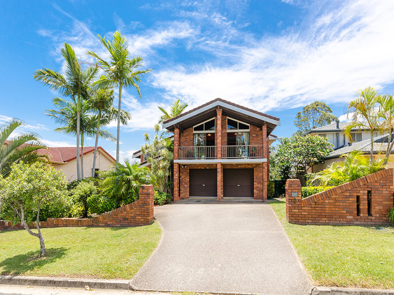 9 Binalong Drive, Ashmore, QLD 4214