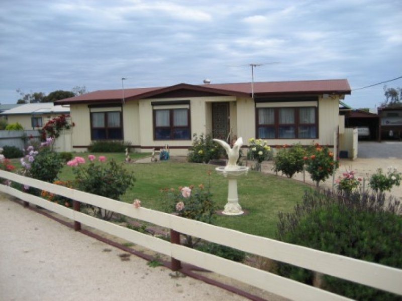 4 Tiddy Widdy Road, Ardrossan, SA 5571 Property Details