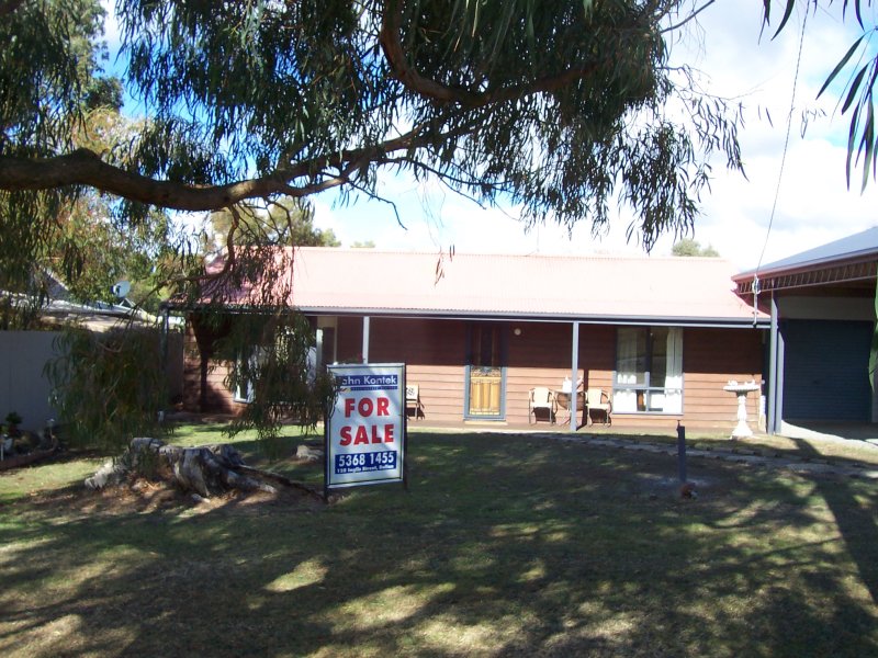 15 Steiglitz Street, Ballan, Vic 3342 Property Details