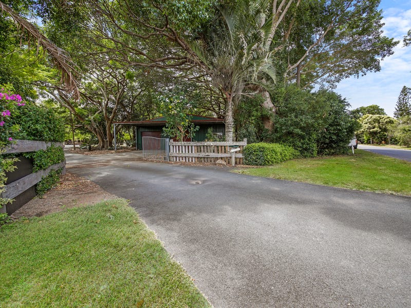 218 Holmes Street, Brighton, Qld 4017 Property Details