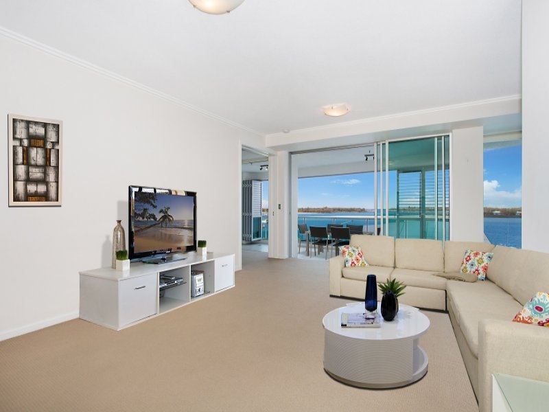 303-300-aqua-marine-parade-labrador-qld-4215-property-details