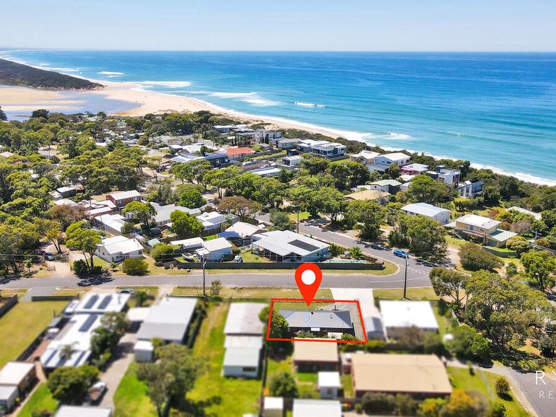 11 Flounder Road, Lake Tyers Beach, VIC 3909