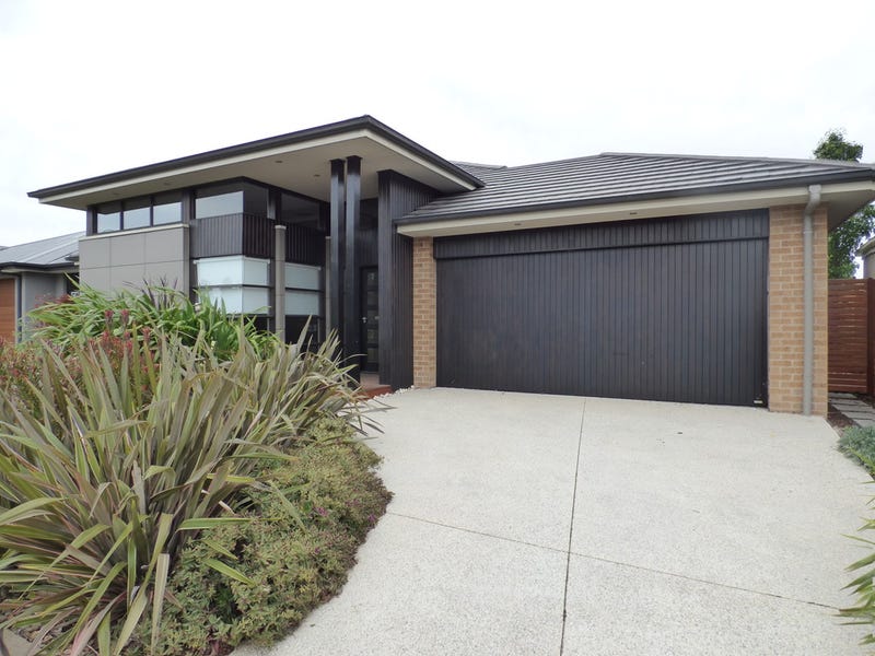 66 Boardwalk Boulevard, Point Cook, VIC 3030