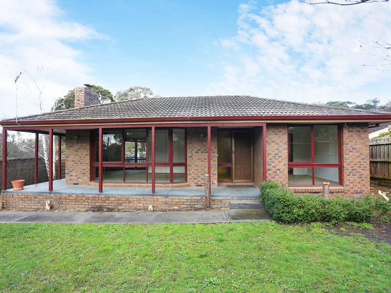 21 Harkaway Road, Berwick, VIC 3806