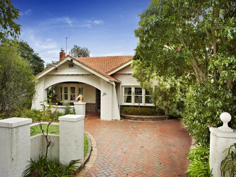 24 The Avenue, Hampton, Vic 3188 Property Details