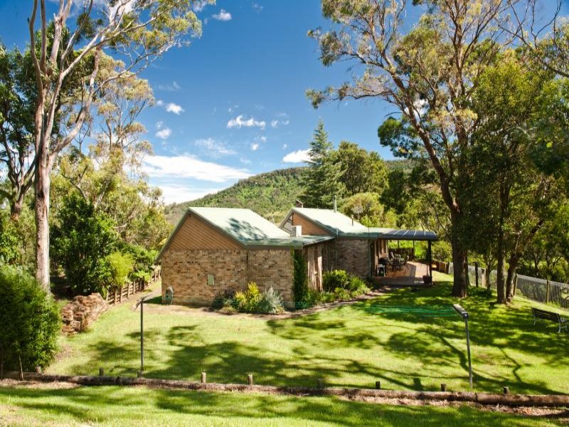 161 Browns Mountain Road, Tapitallee, NSW 2540
