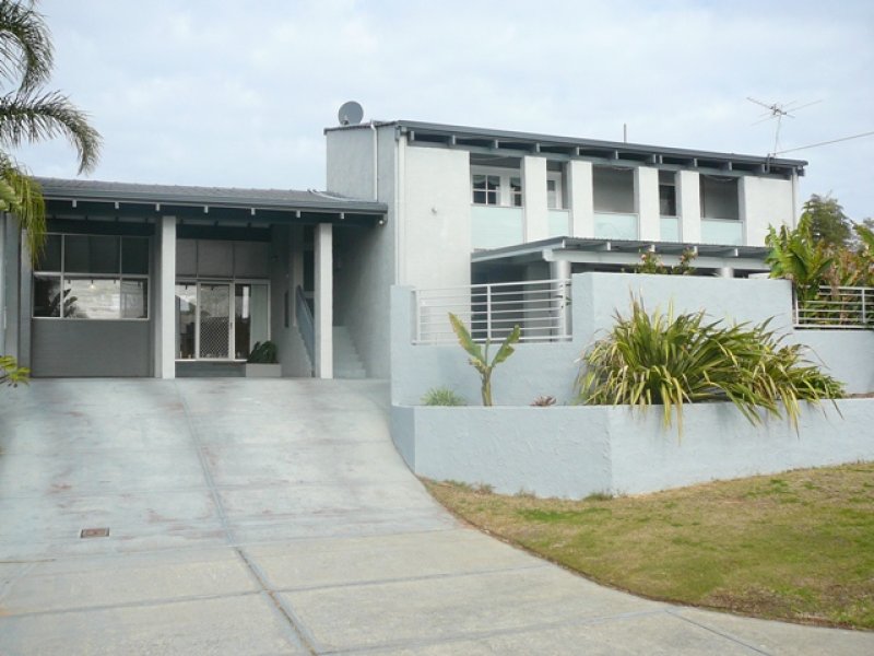 12 Highbridge Way, Karrinyup, WA 6018 Property Details