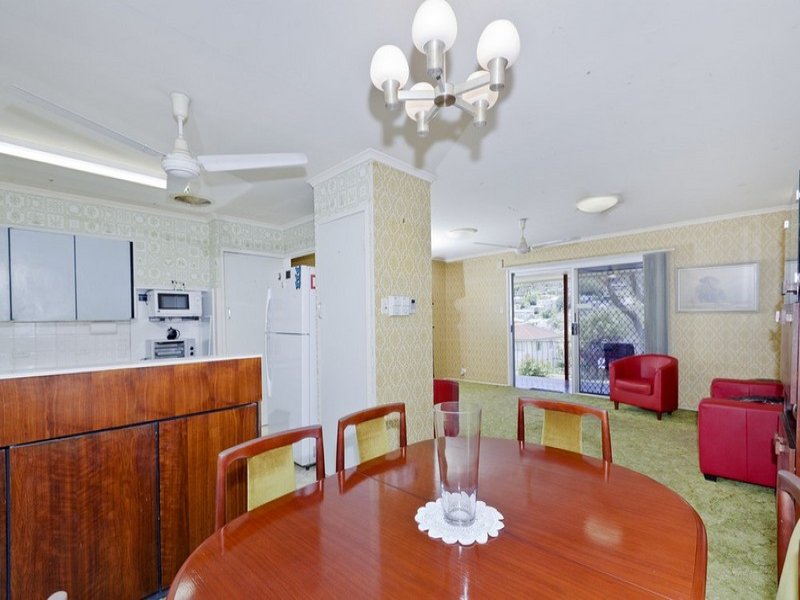 122 Fegen Drive, Moorooka, Qld 4105 Property Details