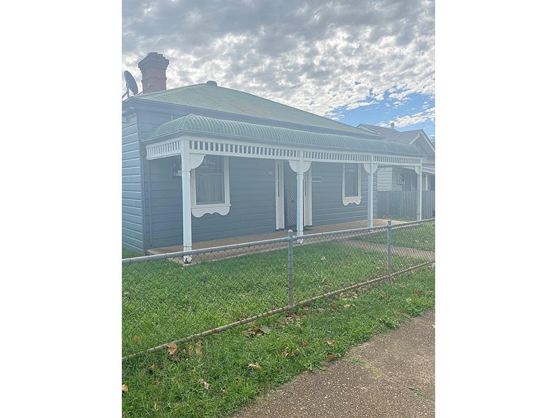 47 Simpson Street, Wellington, NSW 2820