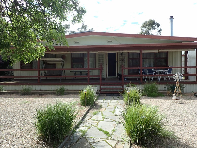 4 Margaret St, Spalding, SA 5454 Property Details