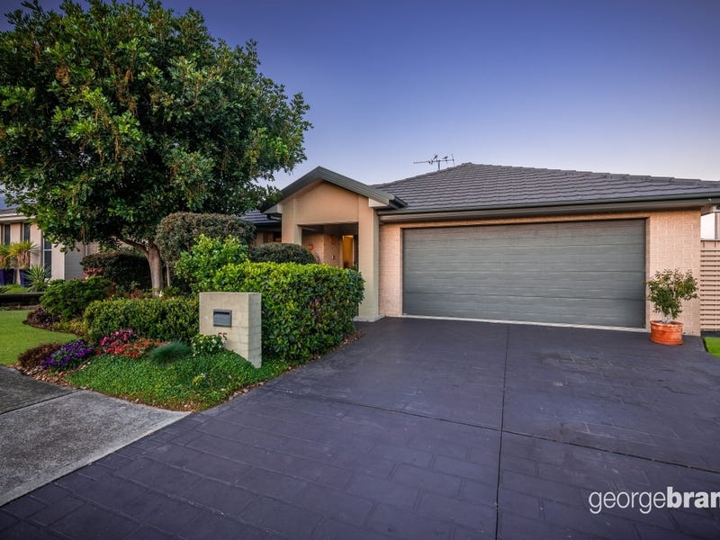 55 Waterside Drive, Woongarrah, NSW 2259 Property Details