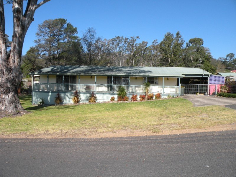 4 Smith, Wolumla, NSW 2550 Property Details